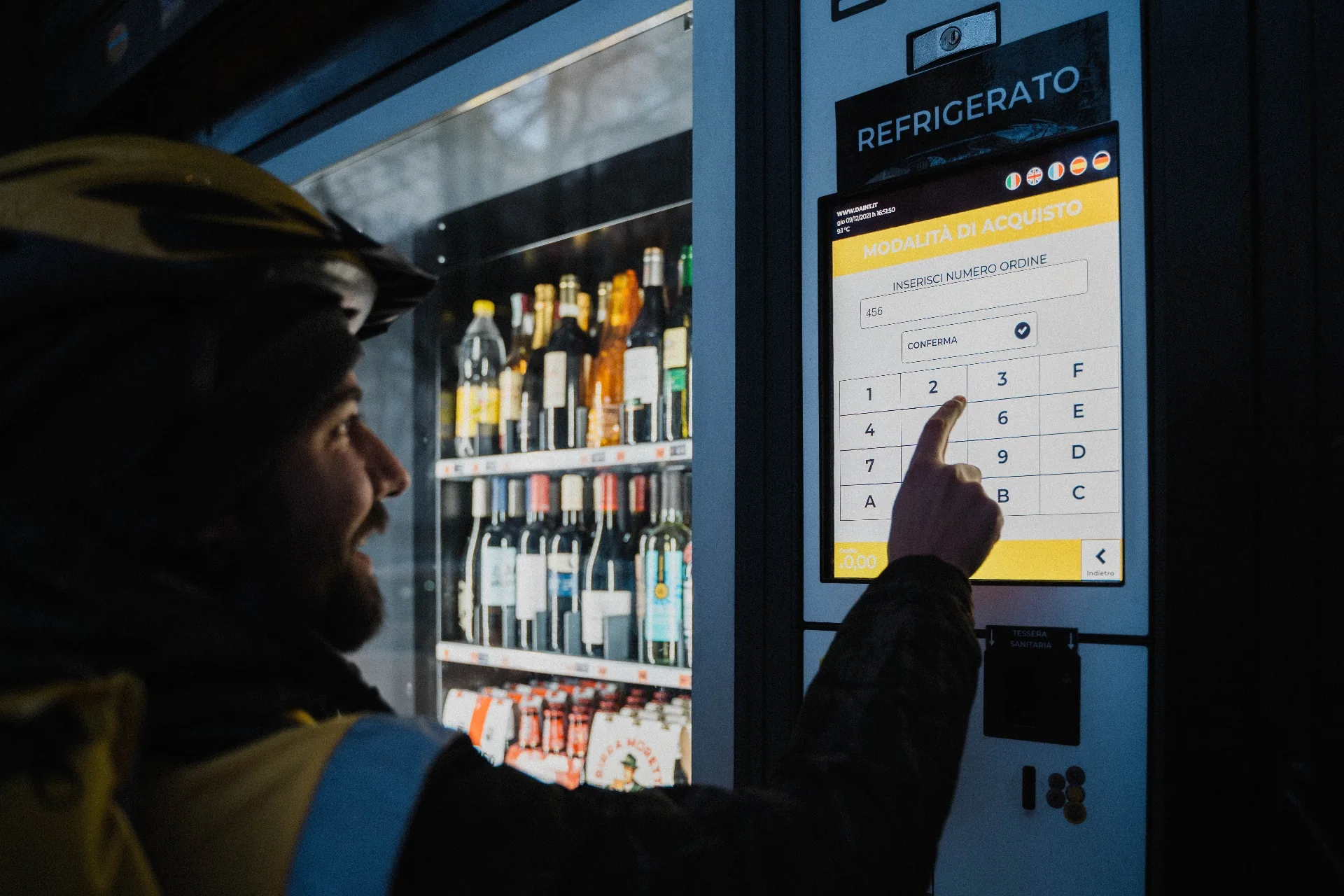 Rider riceve notifica VADO con codice ordine — step Ritiro